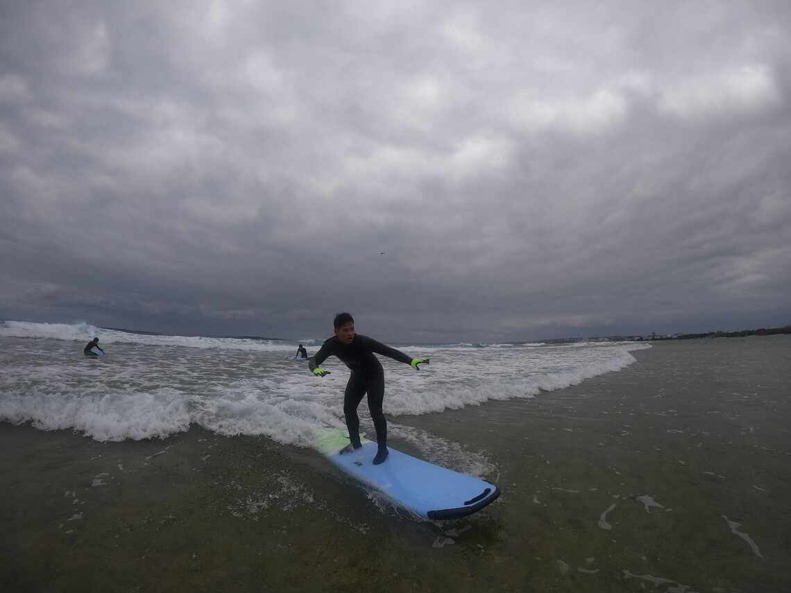 体験サーフィンスクール