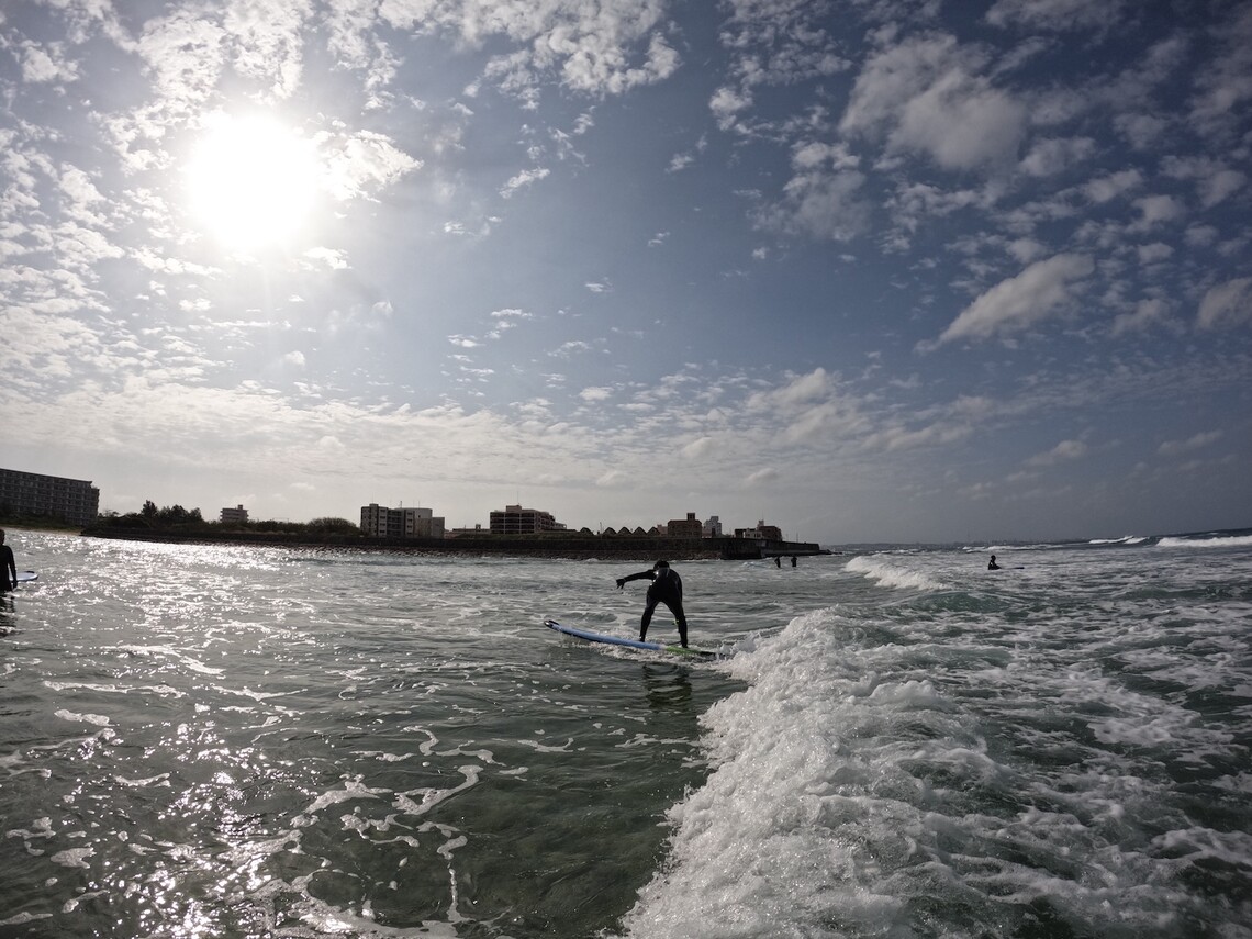 体験サーフィンスクール